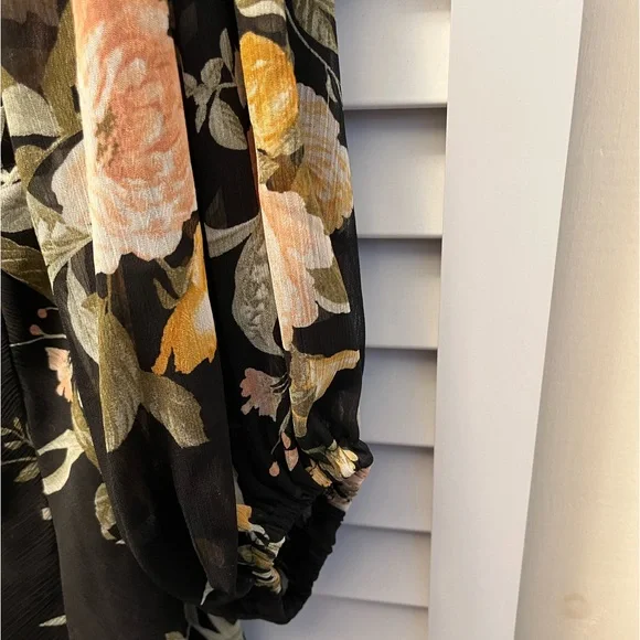 Vici Dress - Picture 4 of 14